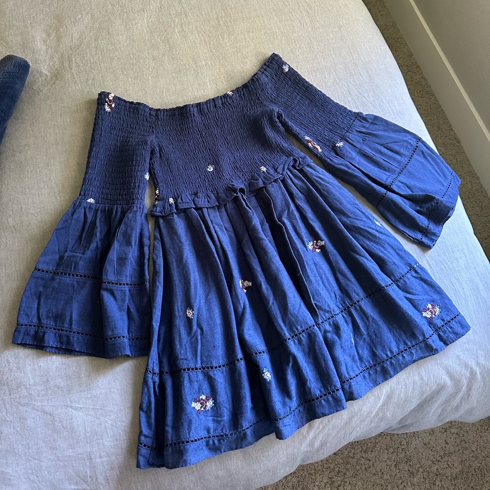 Free People navy blue off the shoulder linen dress